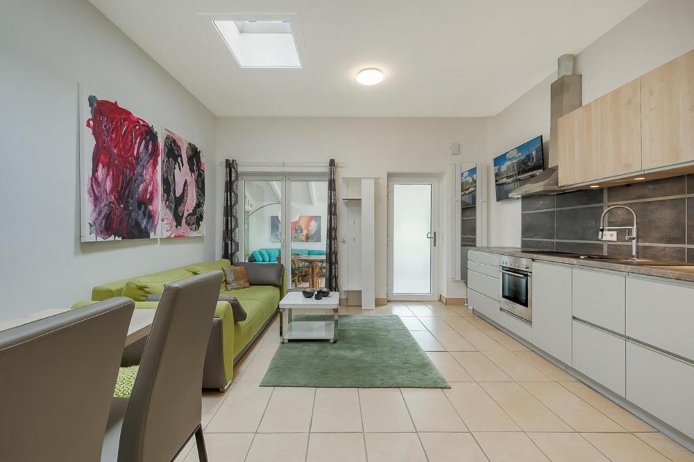 Ferienwohnung Am Schlosspark Glücksburg Exterior foto